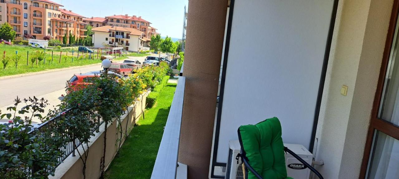 Patrick'S Apartments - Sorrento Sole Mare, Sveti Vlas Exteriér fotografie